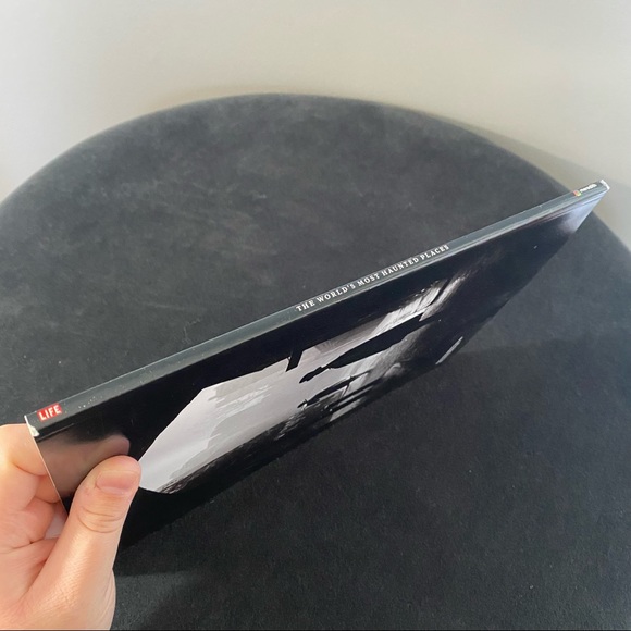 LIFE World's Most Haunted Places: Creepy, Ghostly, and notorious Spots Magazine - Picture 5 of 10